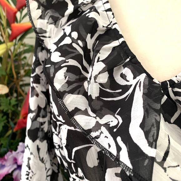 Zara Floral Print Mini Dress with Ruffles in Black / White - Picture 7 of 16